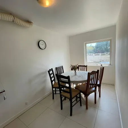 Airport Getaway Apartman